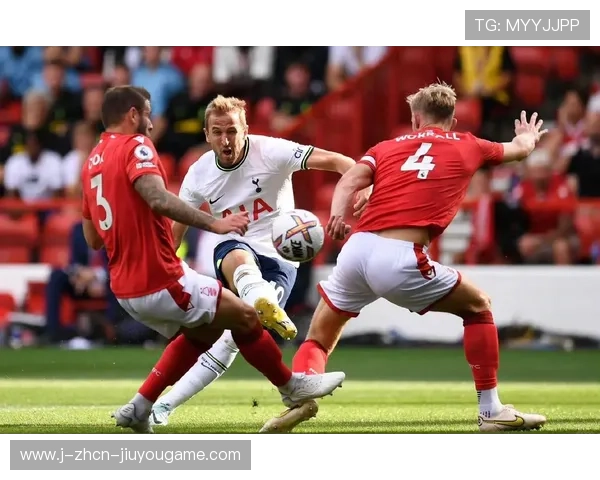 凯恩巧妙扯动给热刺创造巨大空间 凯恩巧妙扯动给热刺创造巨大空间